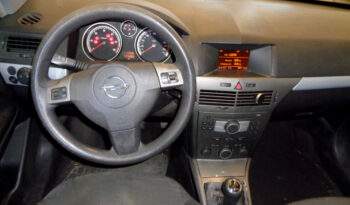 Opel Astra 1.9 CDTI Enjoy lleno